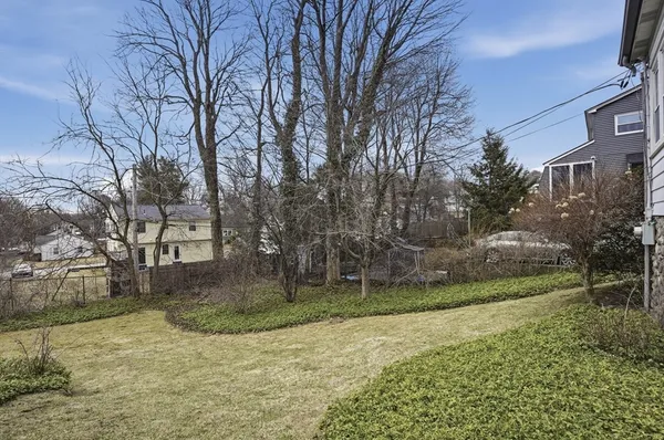 $425,000 | 18 Davidson Road, Worcester, MA 01605