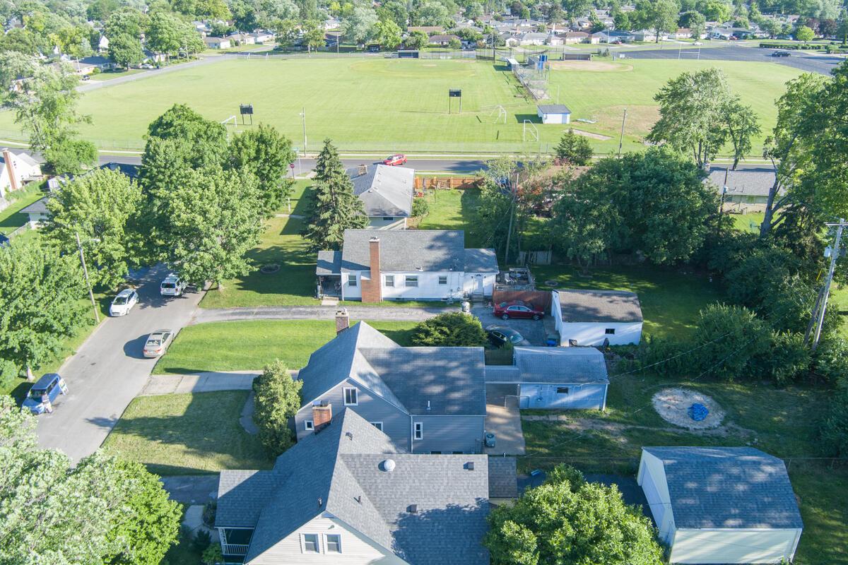 631 Crescent Road Columbus, OH 43204 - Photo 36 of 40 Drone View