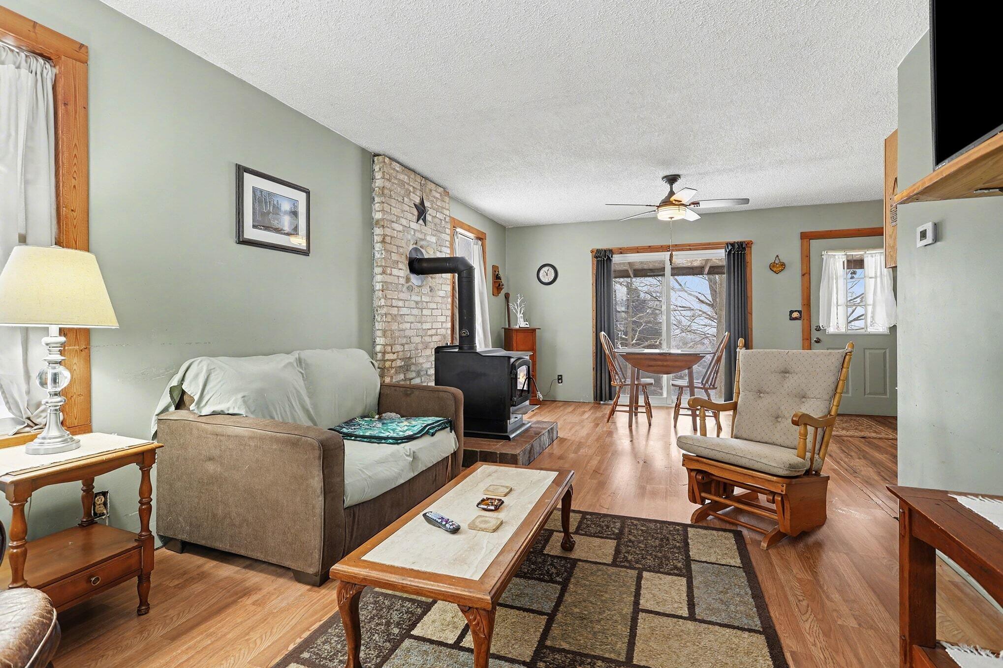 6757 Marsh Road Plainwell, MI 49080 - Photo 5 of 15 004_file_8392