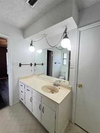 $1,650 | 6403 San Juan Avenue, Fort Worth, TX 76133