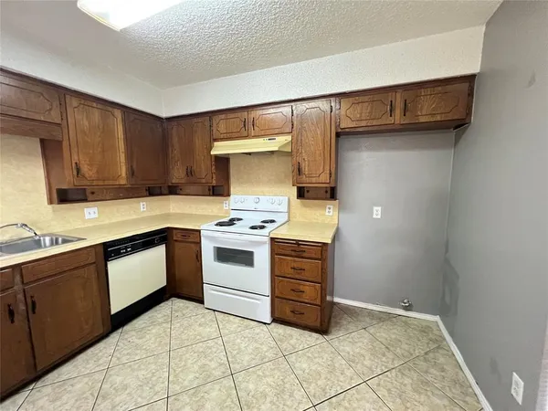 $1,650 | 6403 San Juan Avenue, Fort Worth, TX 76133