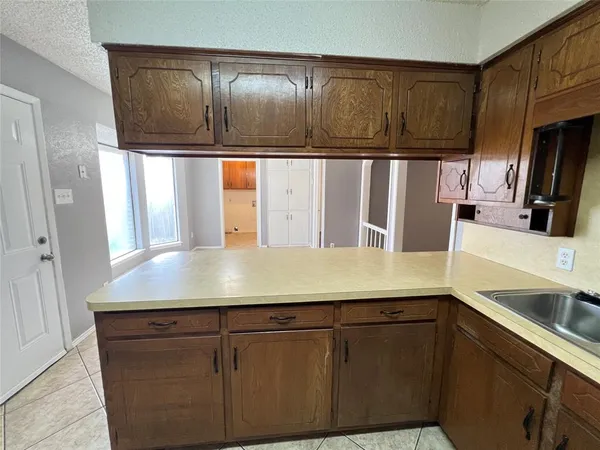 $1,650 | 6403 San Juan Avenue, Fort Worth, TX 76133