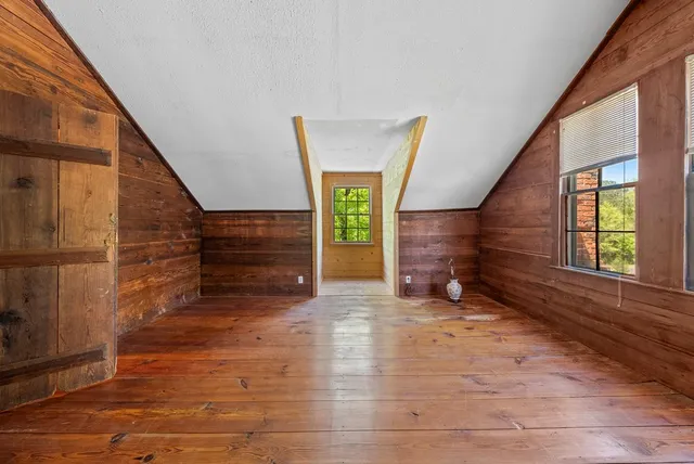 a view of an entryway