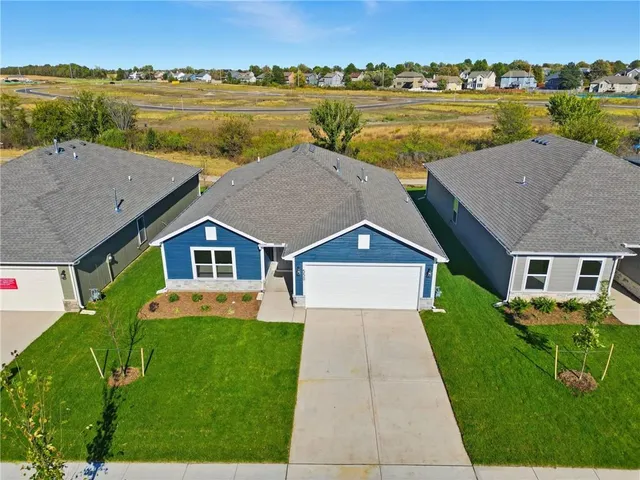 $353,960 | 550 Fountain Street, Gardner, KS 66030