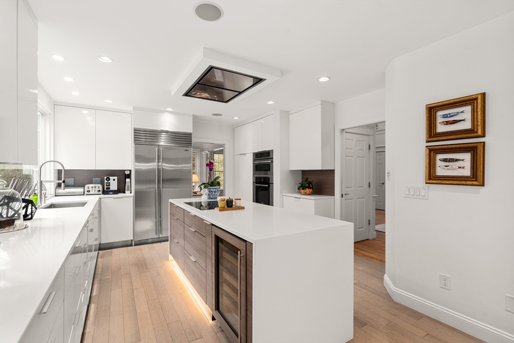 279 Hudson Road Sudbury, MA 01776 - Photo 12 of 42