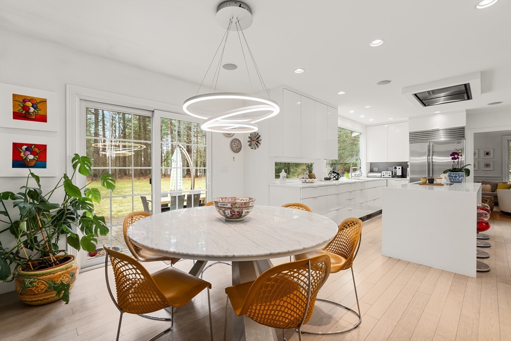 279 Hudson Road Sudbury, MA 01776 - Photo 14 of 42