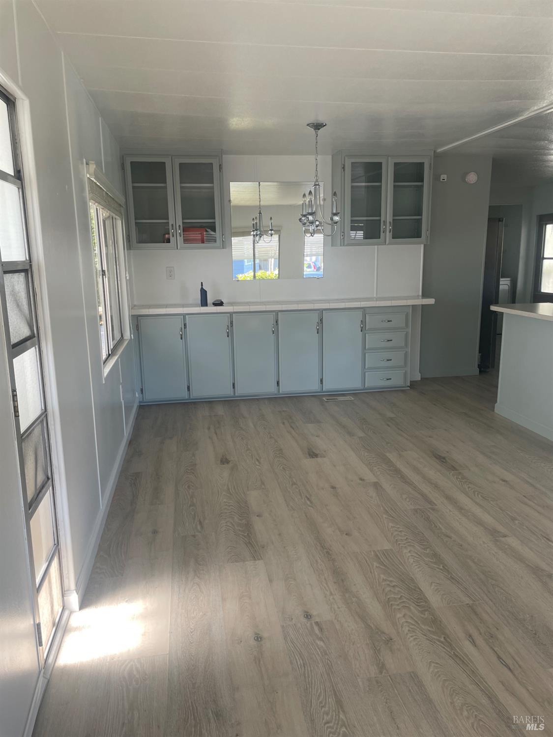 94 Buckwood Place Santa Rosa, CA 95409 - Photo 12 of 25 en view interior of the house and wooden floor