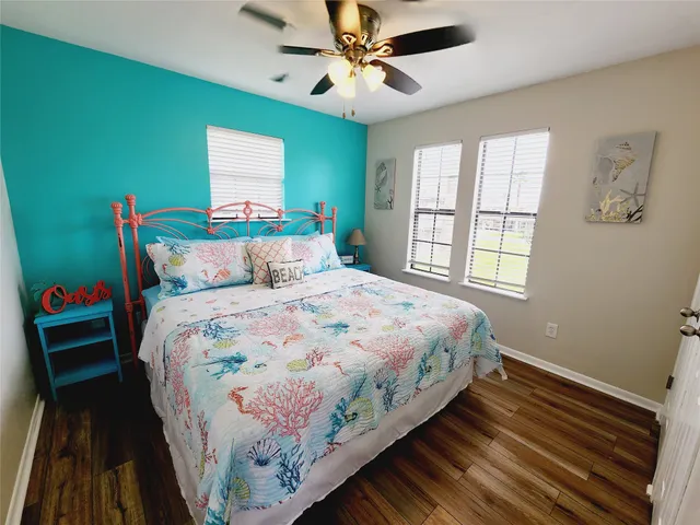 $2,100 | 16606 John Davis Road, Jamaica Beach, TX 77554