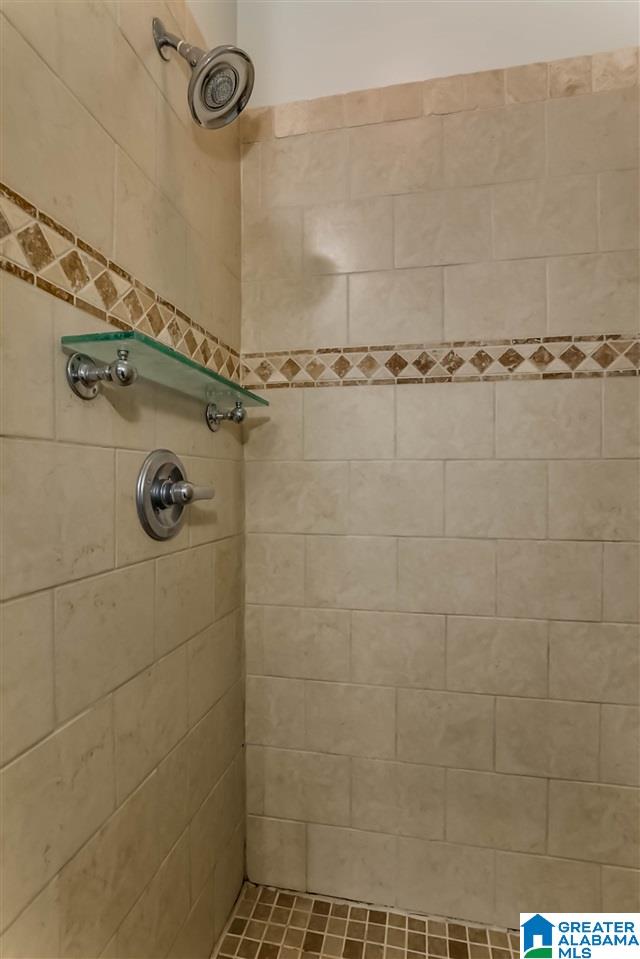 1068 Inverness Cove Way Birmingham, AL 35242 - Photo 34 of 49