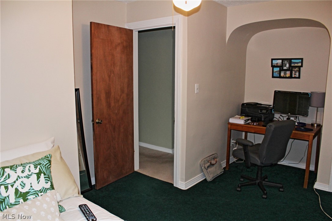 1110 Plainfield Road Cleveland, OH 44121 - Photo 16 of 24 Gallery Image 16