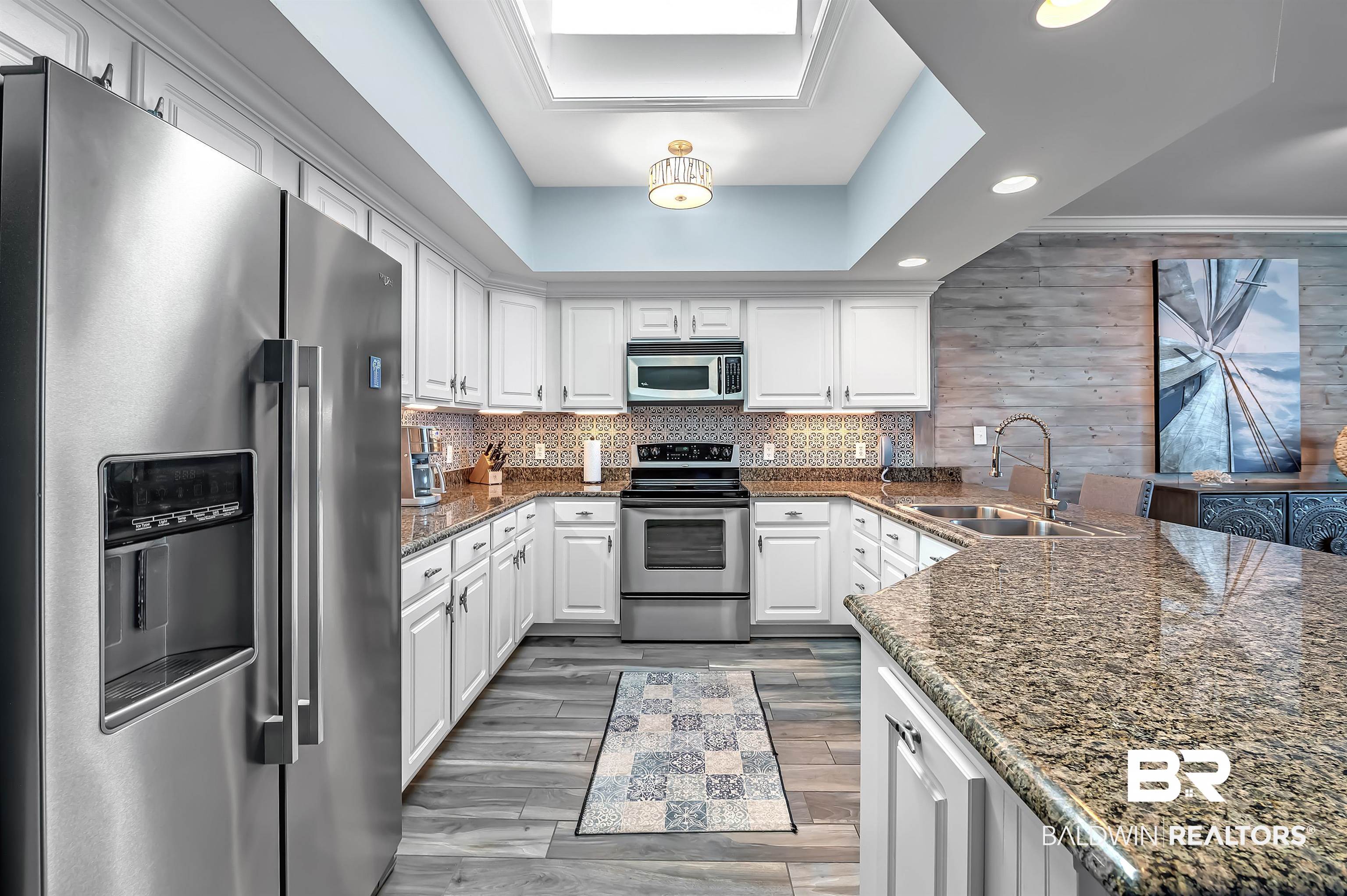 27800 Canal Road, Unit 513 Orange Beach, AL 36561 - Photo 14 of 39 Kitchen
