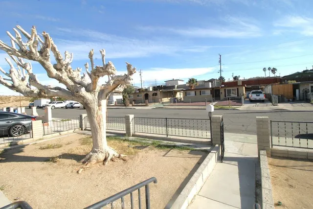 $289,900 | 1111 Taos Drive, Barstow, CA 92311