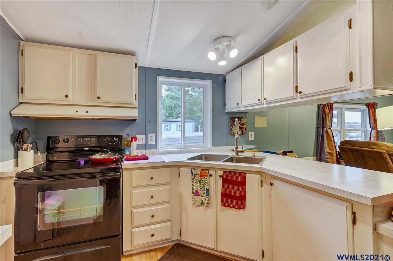 34505 Riverside Drive, Unit 22 Albany, OR 97321 - Photo 12 of 28 Gallery Image 12