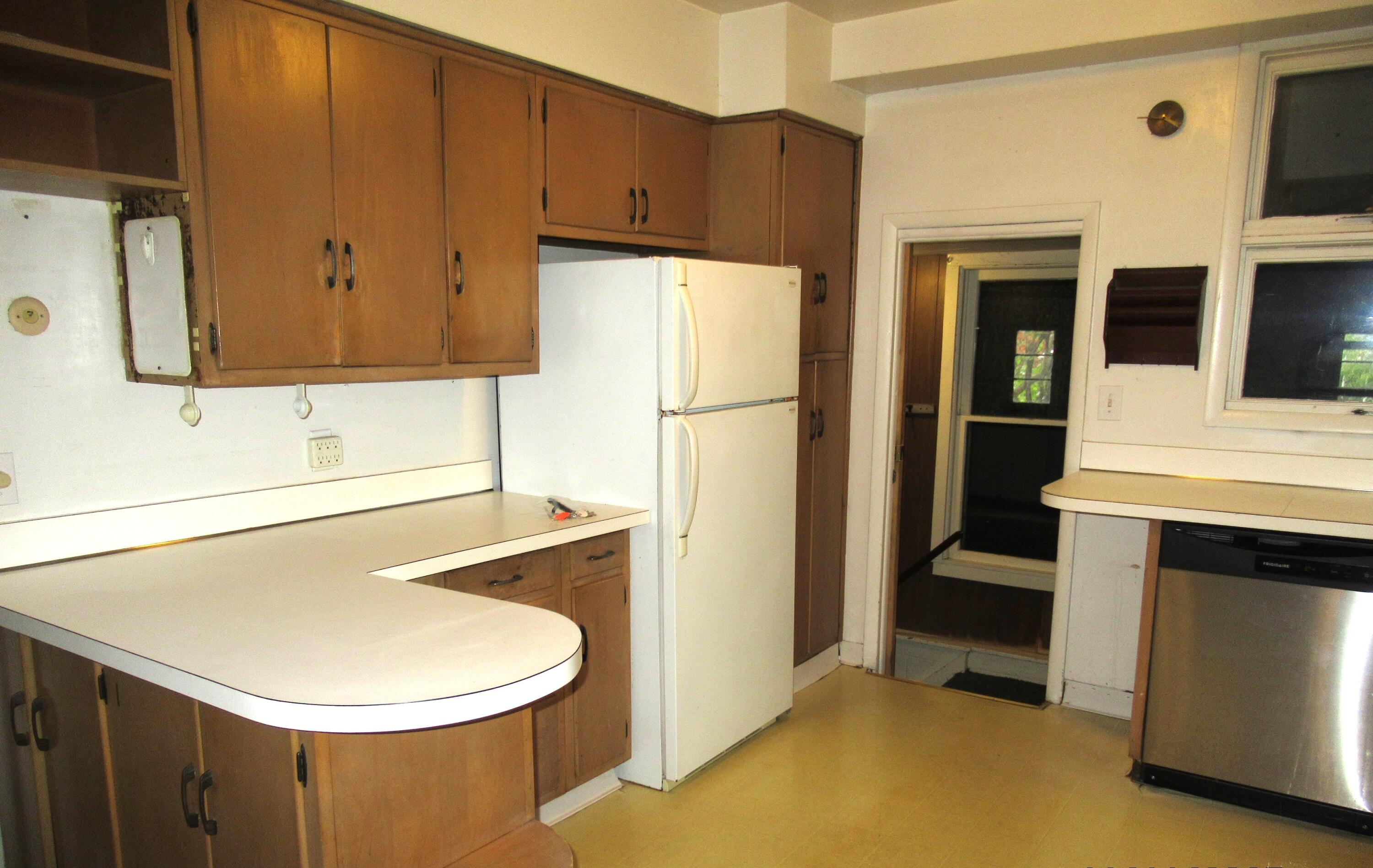 3 Shipman Circle Ann Arbor, MI 48104 - Photo 6 of 30 IMG_6822 - Copy