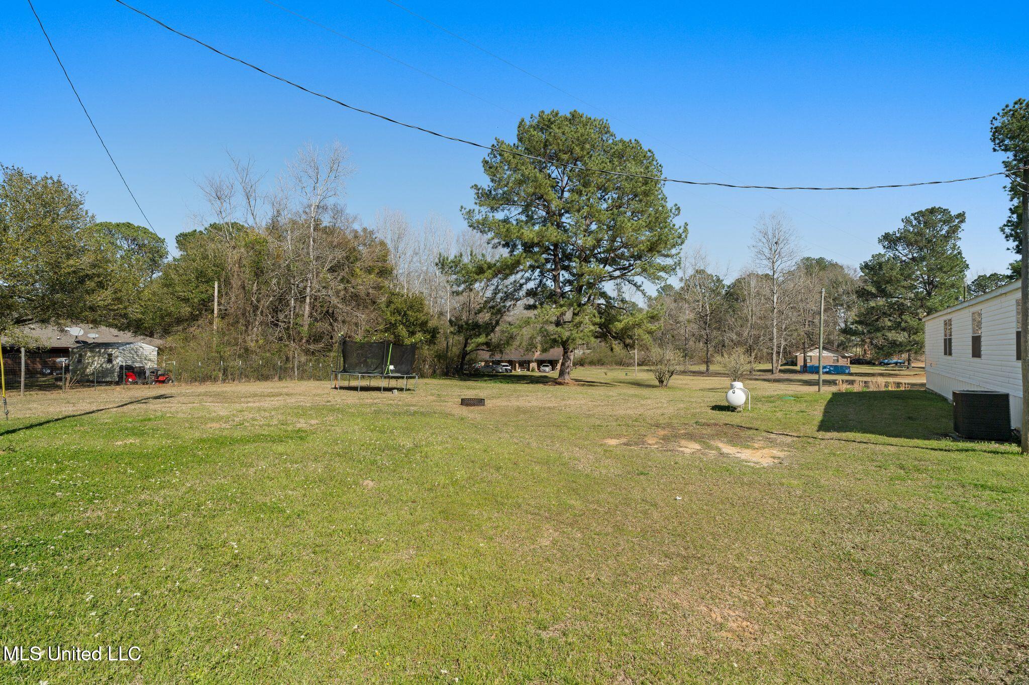 73 McLeod Lane Bassfield, MS 39421 - Photo 31 of 38 73_McLeod_Ln-31