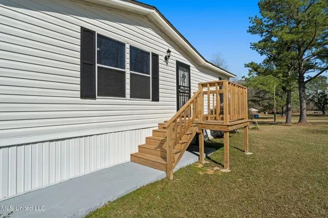 $120,000 | 73 McLeod Lane, Bassfield, MS 39421