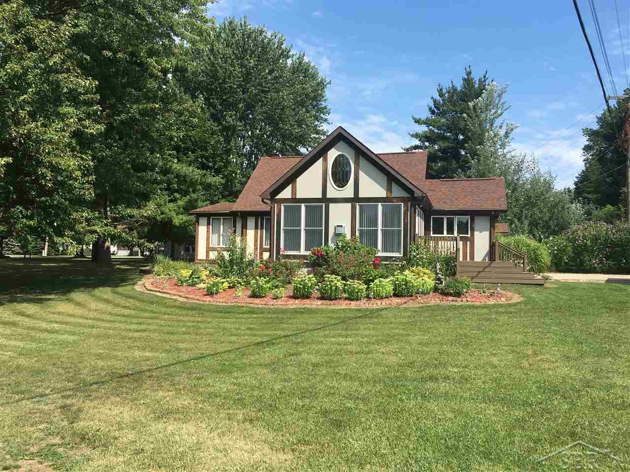 1775 Meridian Street Reese, MI 48757 - Photo 1 of 26 31328668.JPG