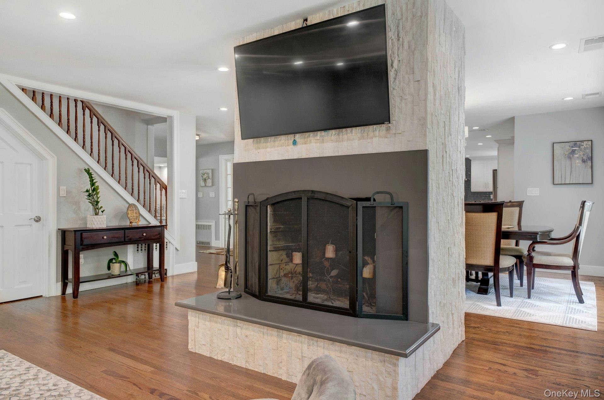 459 Haverstraw Road Suffern, NY 10901 - Photo 8 of 47