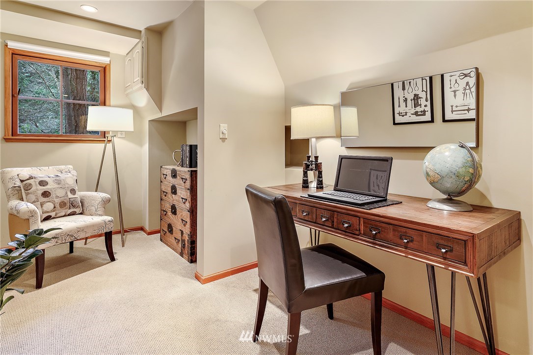 8316 Olympic View Drive Edmonds, WA 98026 - Photo 31 of 38 a living room with furniture and window