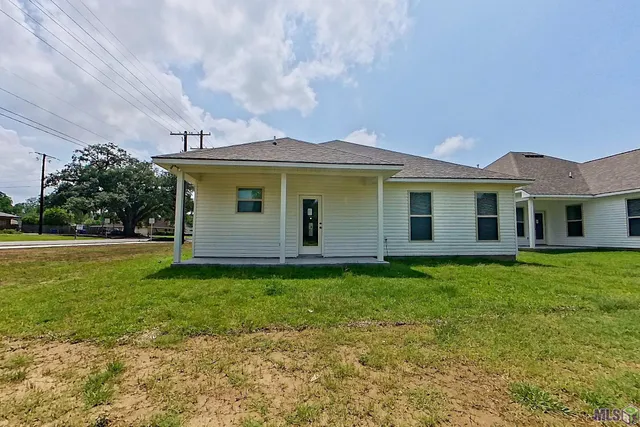 $1,995 | 100 Teddy Lane, Lafayette, LA 70507