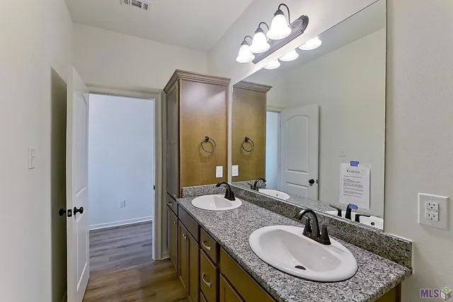 $1,995 | 100 Teddy Lane, Lafayette, LA 70507