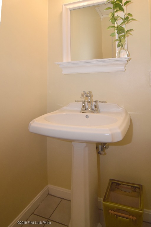 4 Polo Circle Cranston, RI 02921 - Photo 32 of 40 Gallery Image 32