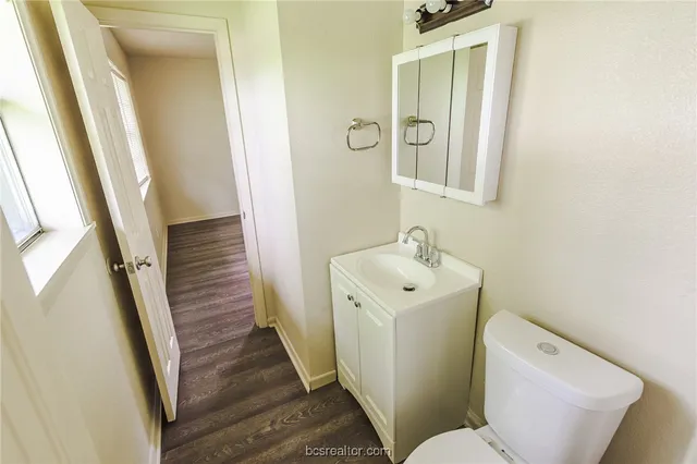 $1,200 | 601 Martin Luther King Jr Boulevard, Cameron, TX 76520