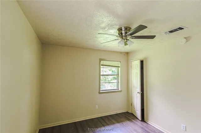 $1,200 | 601 Martin Luther King Jr Boulevard, Cameron, TX 76520