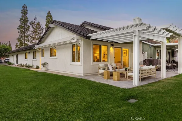 $1,375,000 | 24142 Minnetonka Lane, Lake Forest, CA 92630