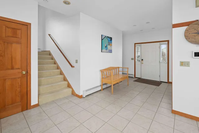 $2,875,000 | 361 Long Beach Avenue, York, ME 03909