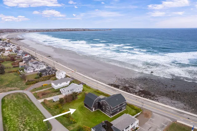 $2,875,000 | 361 Long Beach Avenue, York, ME 03909