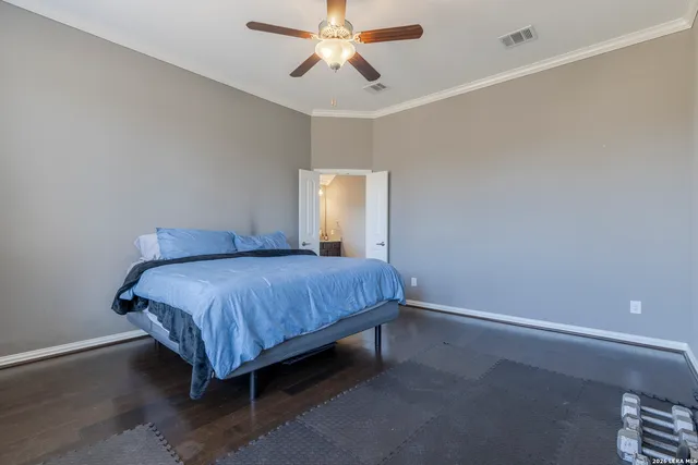 $2,800 | 8727 Hideout Bend, San Antonio, TX 78254