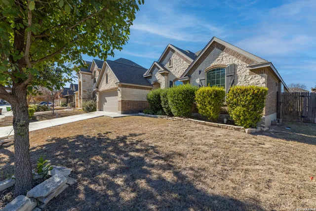 $2,800 | 8727 Hideout Bend, San Antonio, TX 78254