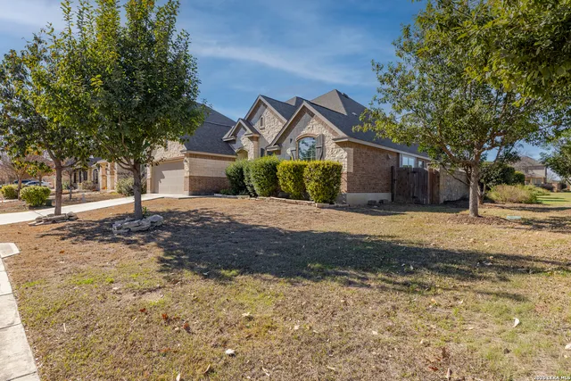 $2,800 | 8727 Hideout Bend, San Antonio, TX 78254