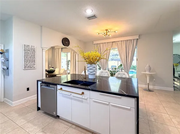 $810,000 | 19930 Dolores Ann Court, Lutz, FL 33549