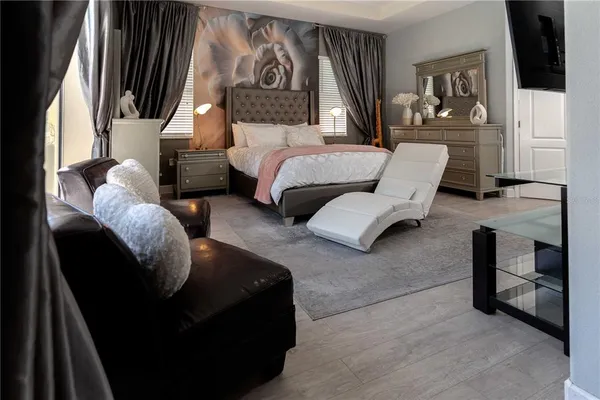 $810,000 | 19930 Dolores Ann Court, Lutz, FL 33549