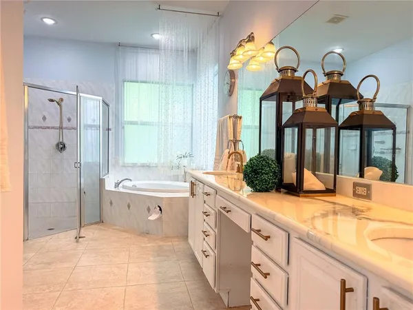 $810,000 | 19930 Dolores Ann Court, Lutz, FL 33549