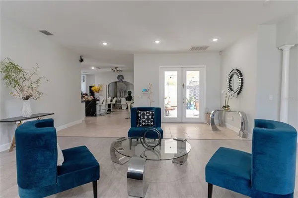 $810,000 | 19930 Dolores Ann Court, Lutz, FL 33549