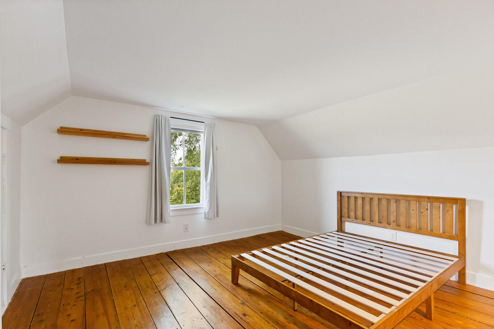 2140 Level Hill Road Palermo, ME 04354 - Photo 43 of 49 Second bedroom on this level