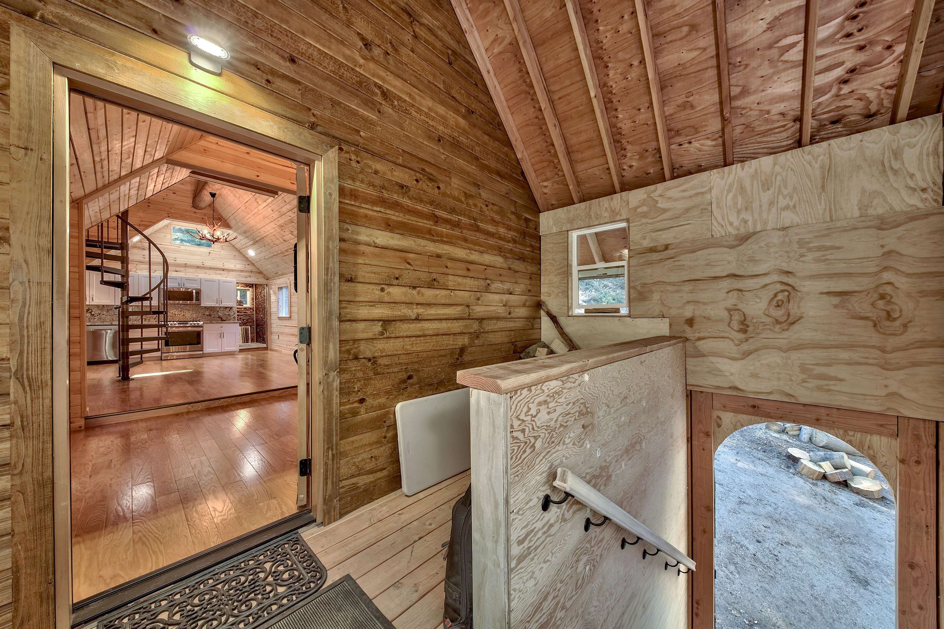 12065 Bums Gulch Road Reno, NV 89511 - Photo 8 of 21 a view of washer and dryer