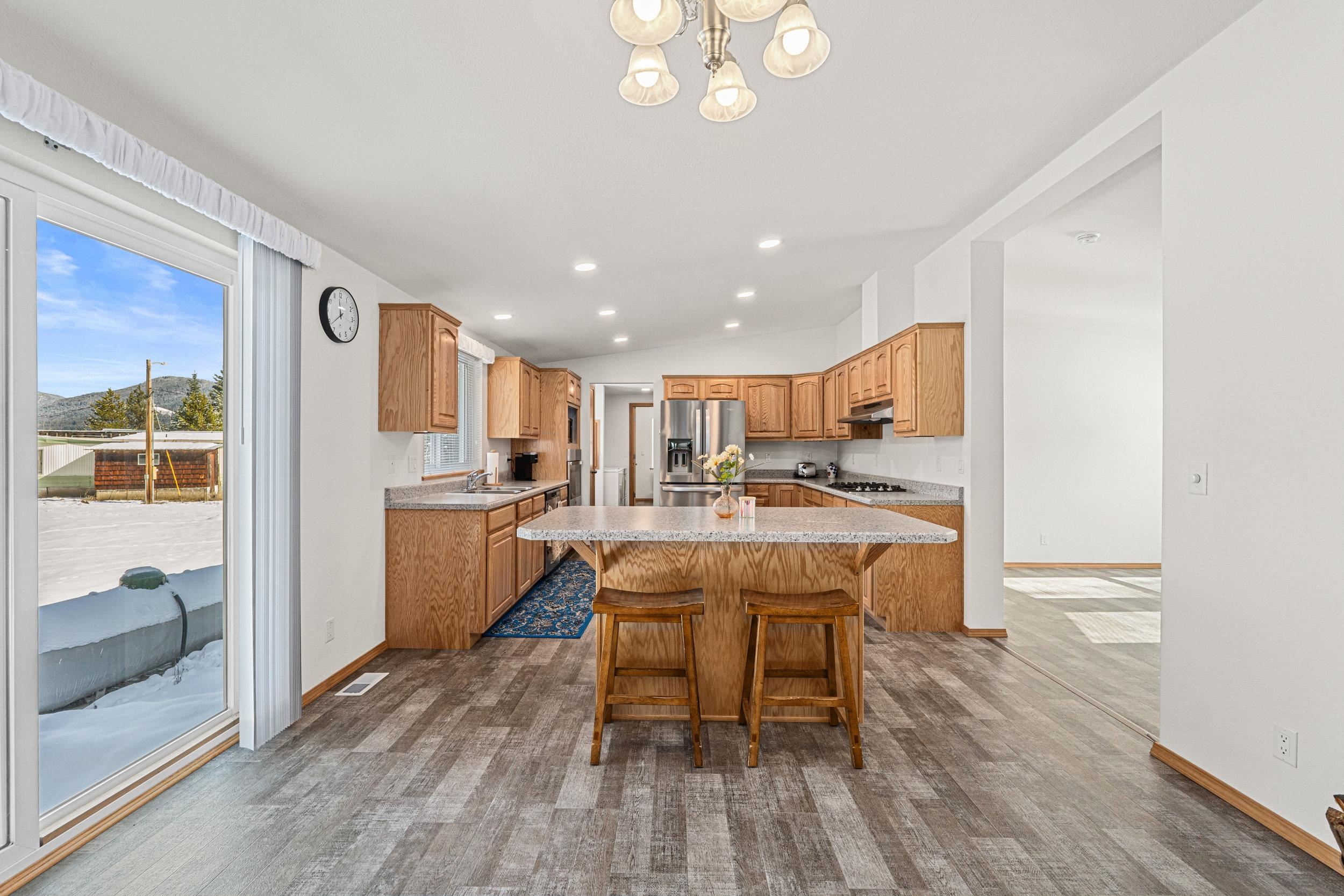 389962 State Rte 20 Cusick, WA 99119 - Photo 13 of 45