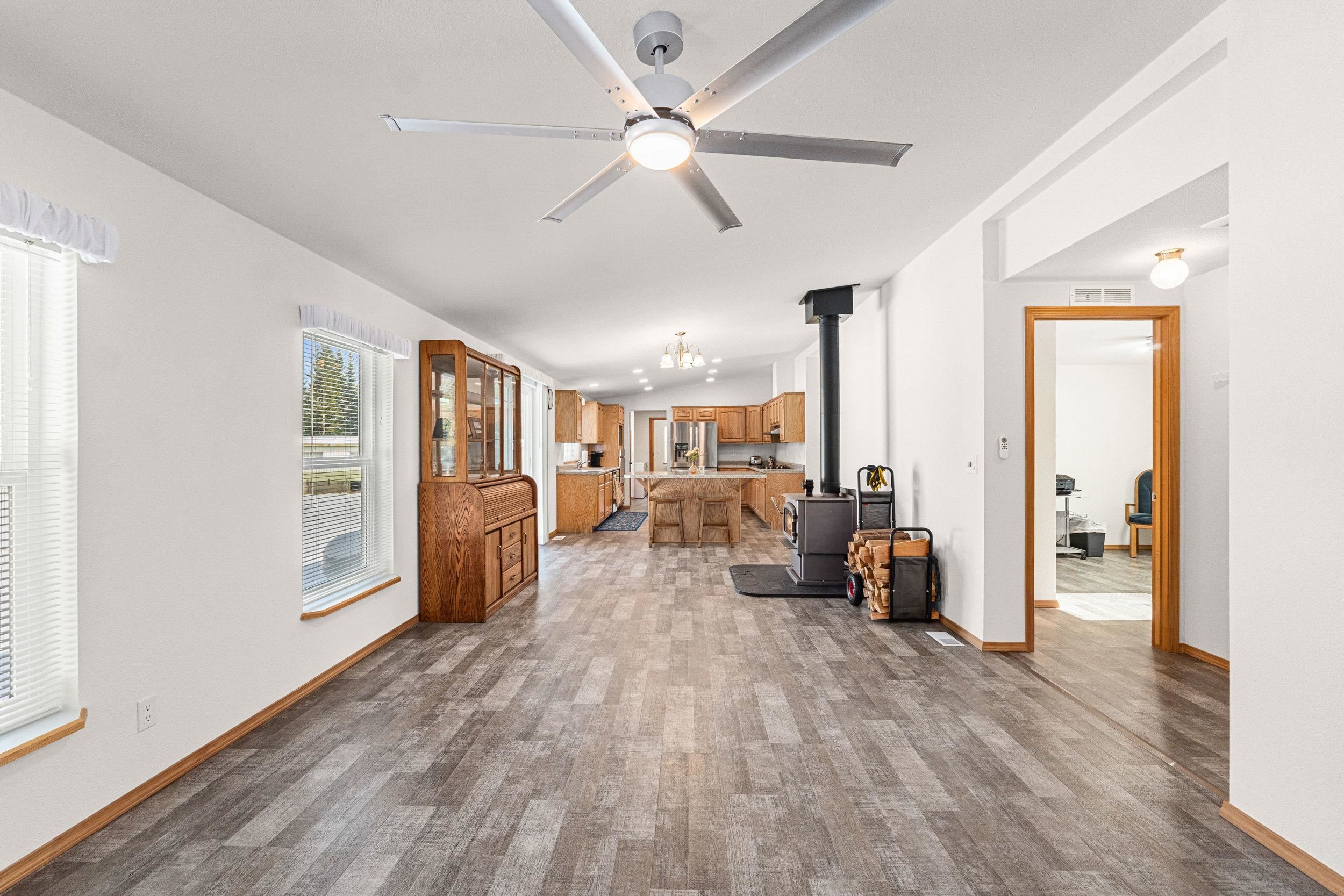 389962 State Rte 20 Cusick, WA 99119 - Photo 8 of 45