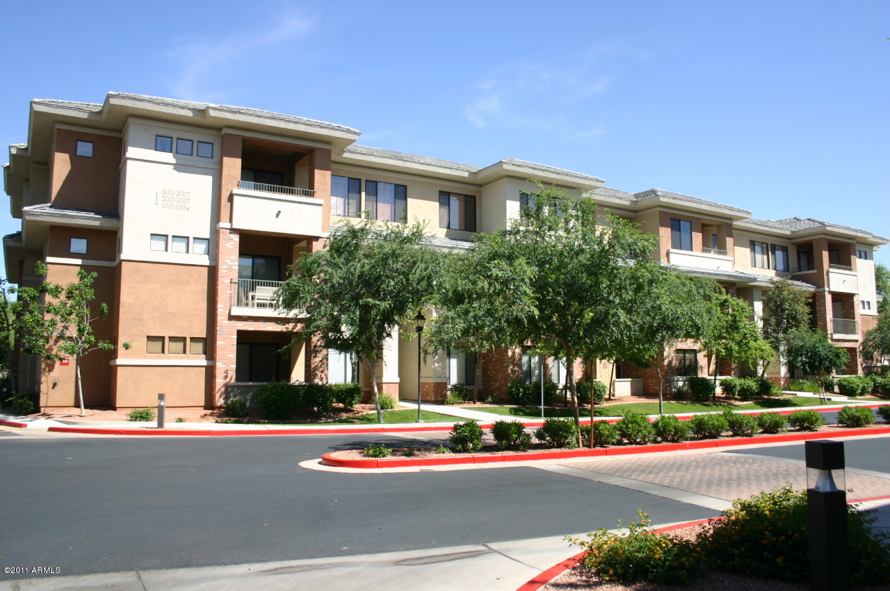 4488 East Thomas Road, Unit 2005 Phoenix, AZ 85018 - Photo 31 of 37 IMG_1631