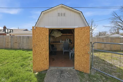 $186,000 | 456 South Catherwood Avenue, Indianapolis, IN 46219