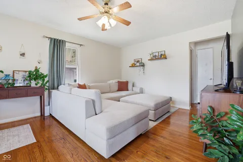 $186,000 | 456 South Catherwood Avenue, Indianapolis, IN 46219