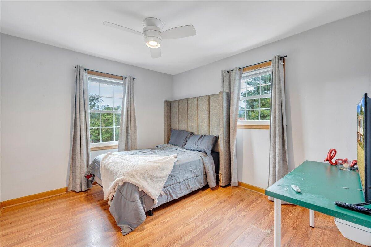 1043 Incline Drive Vinton, VA 24179 - Photo 25 of 58 Bedroom