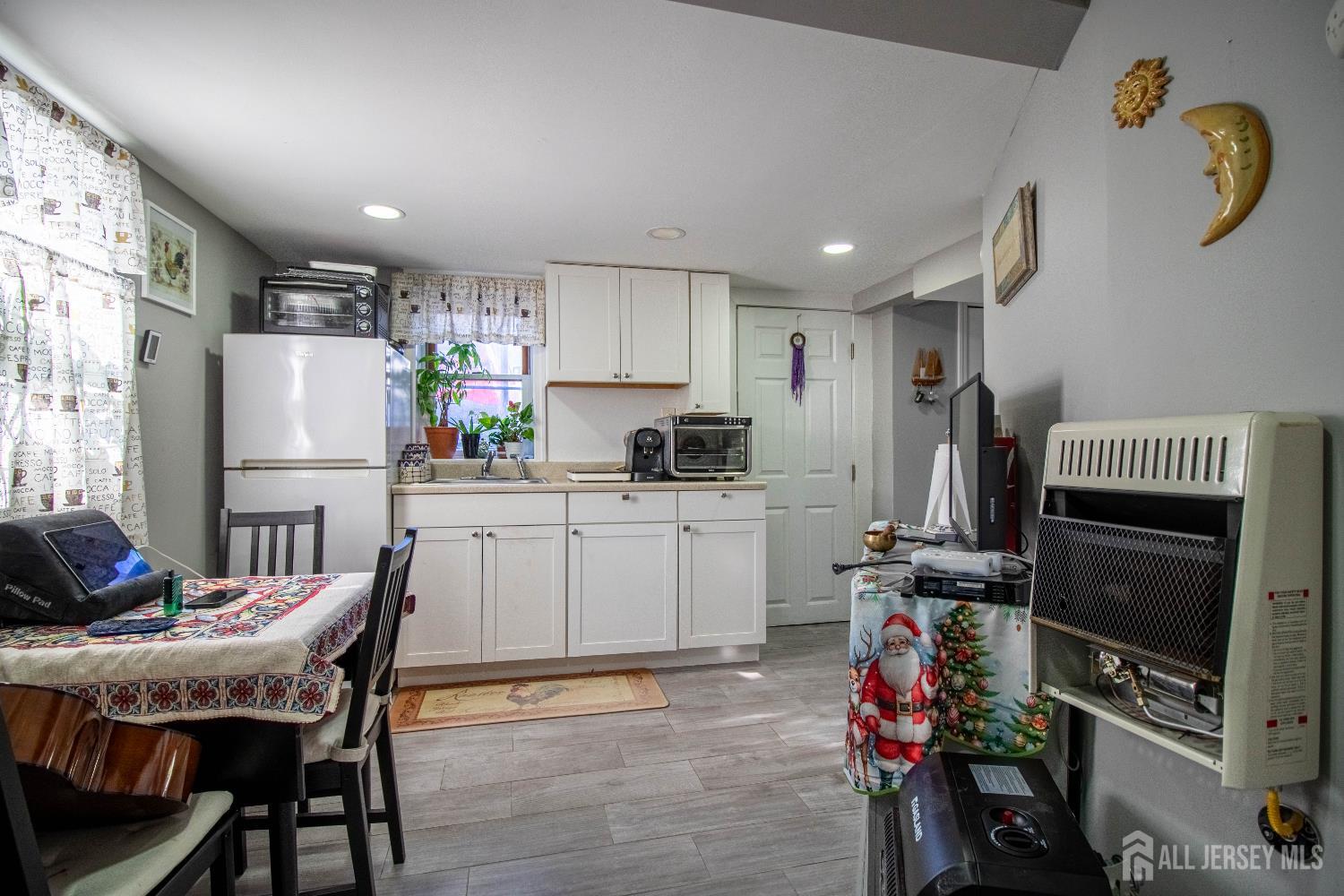 16 Chestnut Street South River, NJ 08882 - Photo 21 of 42