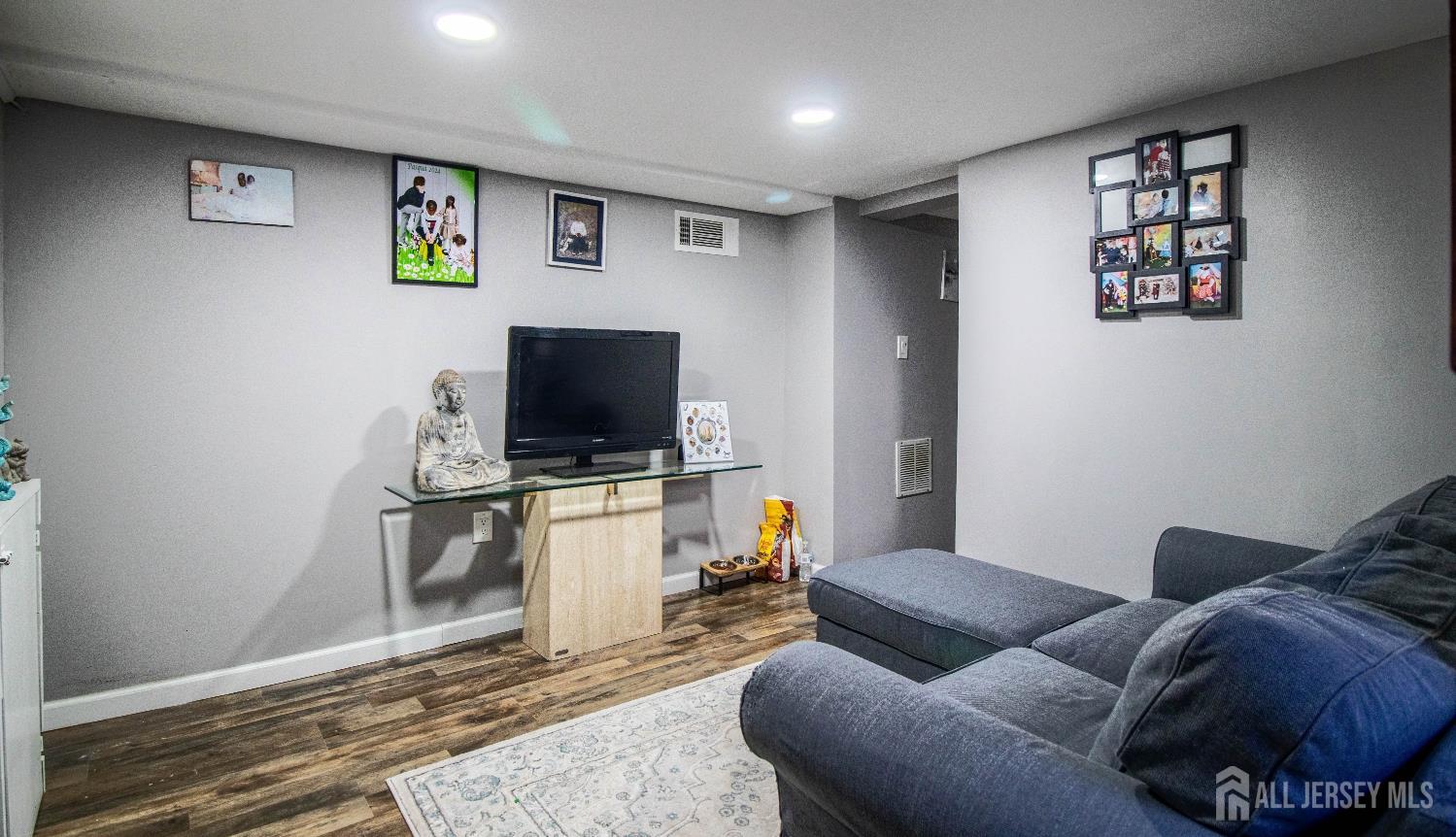 16 Chestnut Street South River, NJ 08882 - Photo 28 of 42