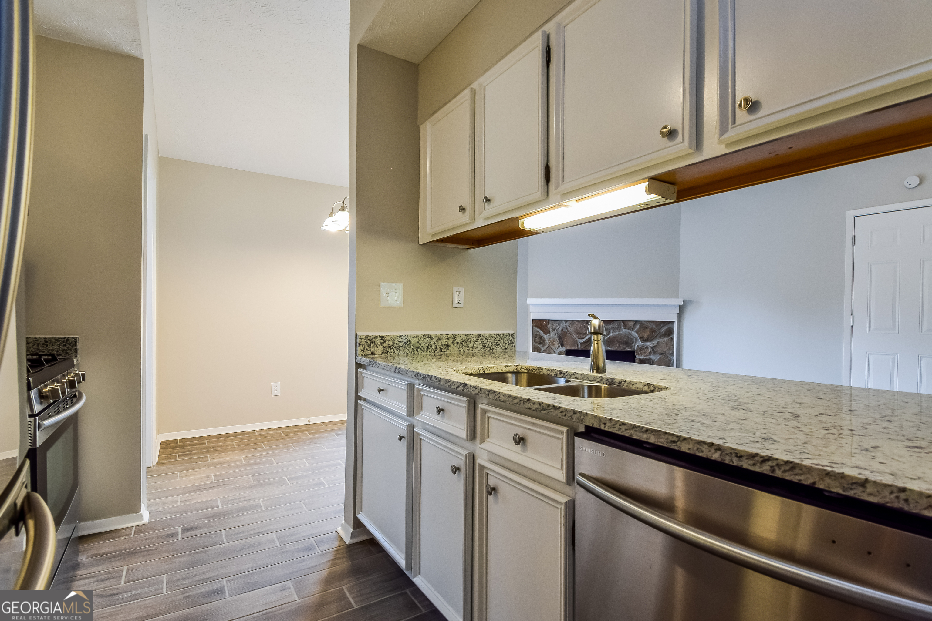 2156 Newbury Road Norcross, GA 30071 - Photo 10 of 16