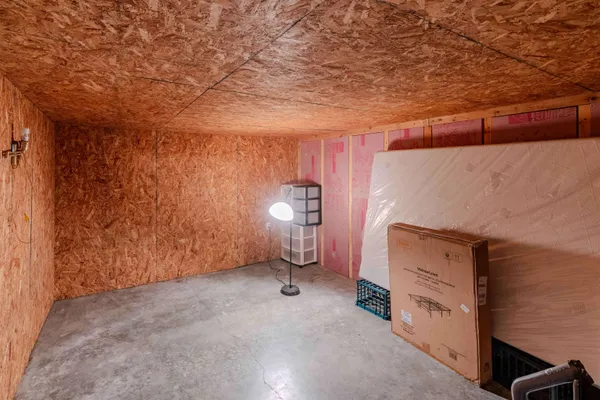 $349,999 | 956 Mosquitoville Road, Groton, VT 05046